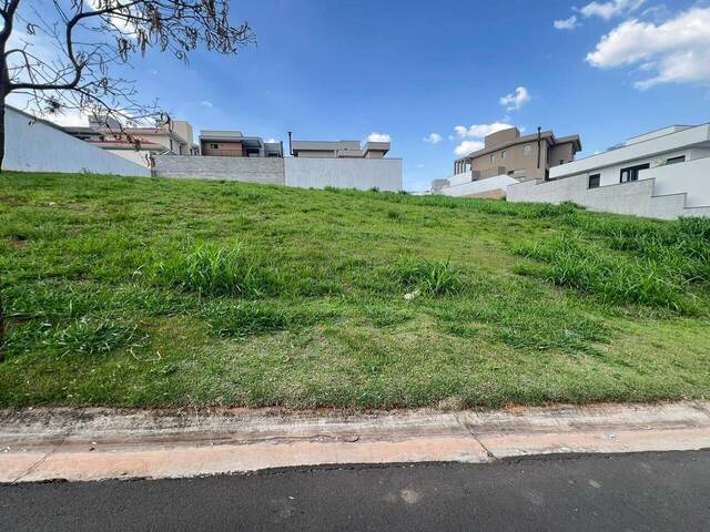 Terreno para Venda em Valinhos - 2