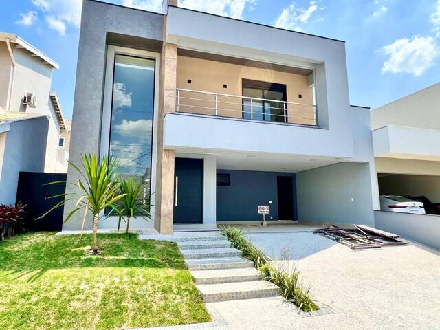 Casa para Venda em Valinhos - 2