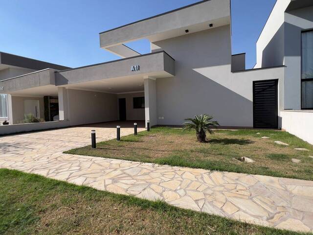 Casa para Venda em Valinhos - 2