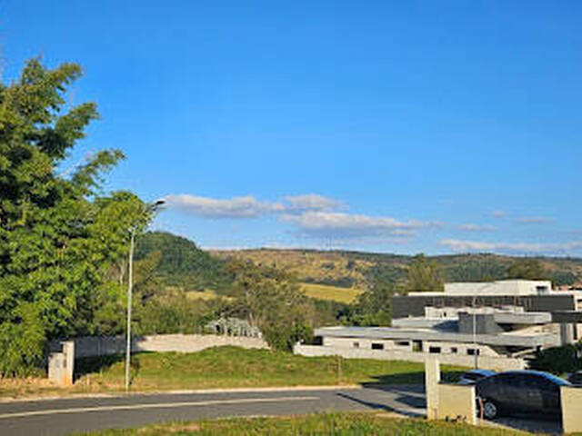 Terreno para Venda em Valinhos - 2