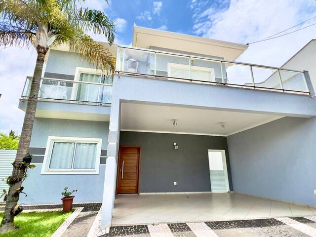 #CA0533 - Casa para Venda em Valinhos - SP