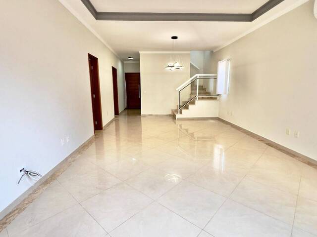 Casa para Venda em Valinhos - 4