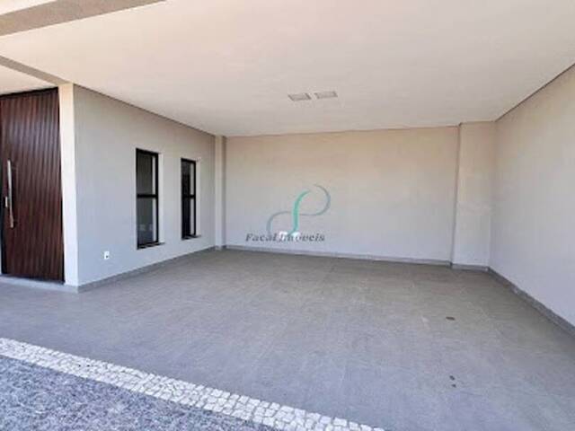 Casa para Venda em Valinhos - 2