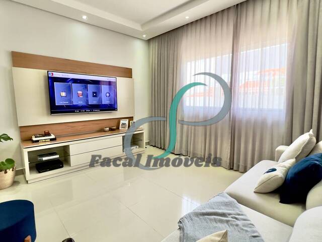 #1017 - Casa para Venda em Valinhos - SP