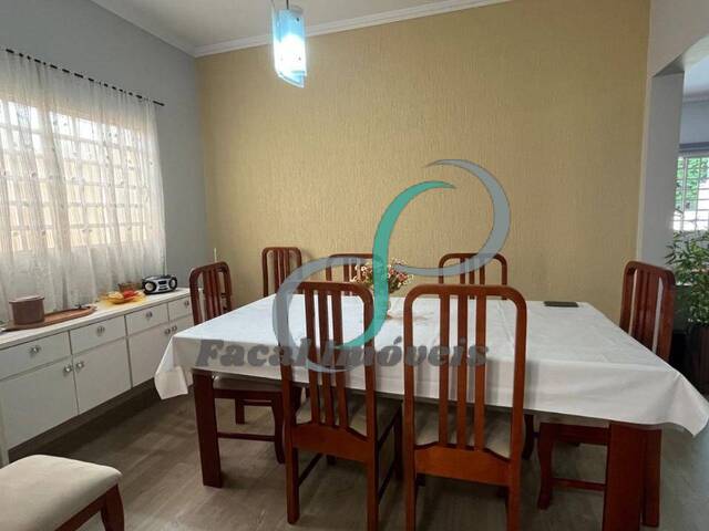 Casa para Venda em Valinhos - 3