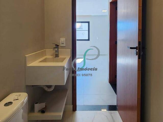 Casa para Venda em Valinhos - 5