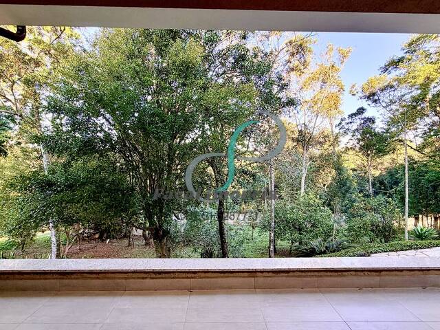 #1044 - Casa Bairro para Venda em Valinhos - SP