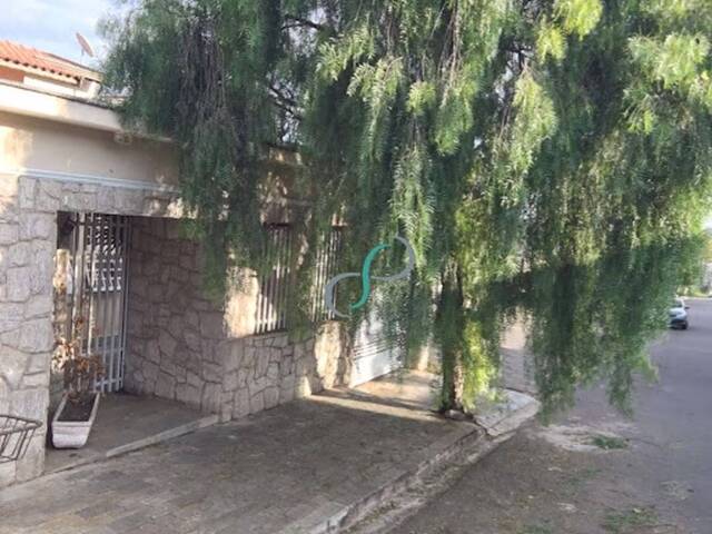 Casa para Venda em Valinhos - 2