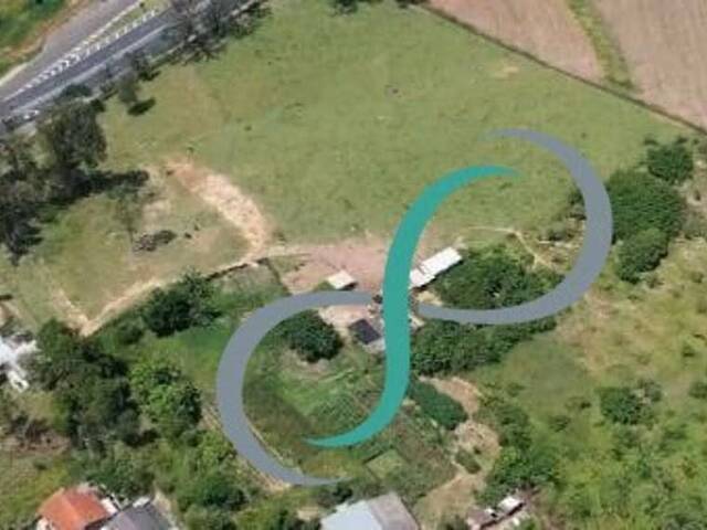 Área para Venda em Valinhos - 4