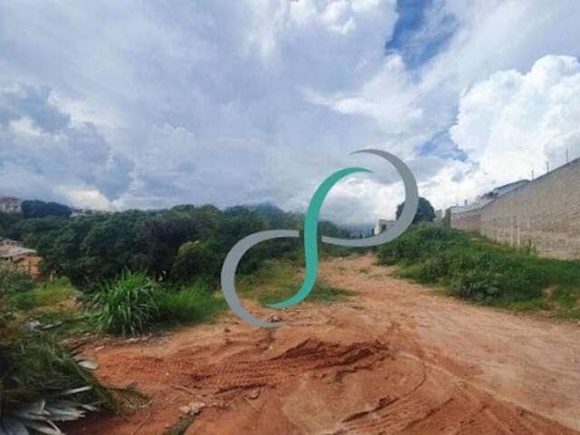 Área para Venda em Valinhos - 4