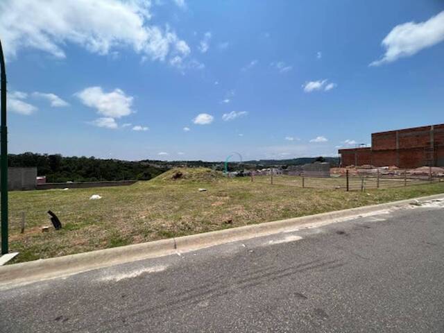 Terreno para Venda em Valinhos - 4