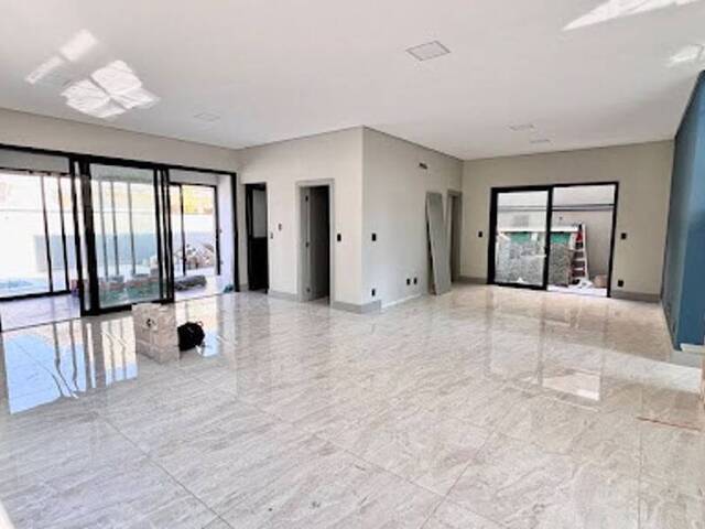 Casa para Venda em Valinhos - 3