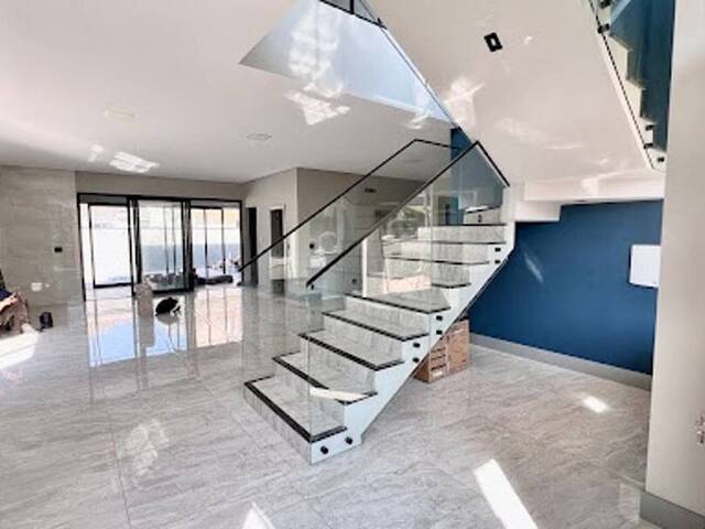 Casa para Venda em Valinhos - 4