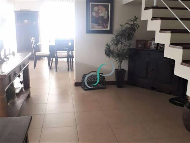 Casa para Venda em Valinhos - 3