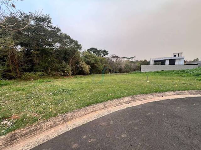 Terreno para Venda em Valinhos - 2