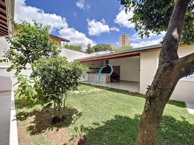 Casa para Venda em Valinhos - 3