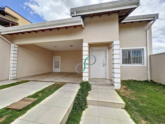 Casa para Venda em Valinhos - 2