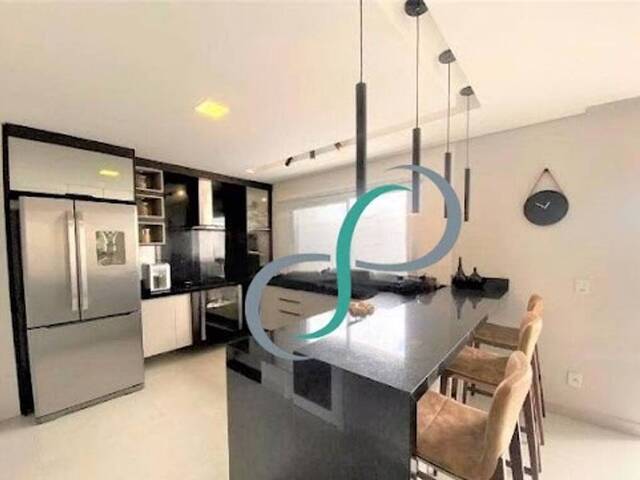 Casa para Venda em Valinhos - 2