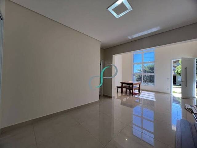 Casa para Venda em Valinhos - 3