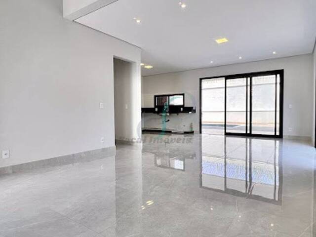 Casa para Venda em Valinhos - 4