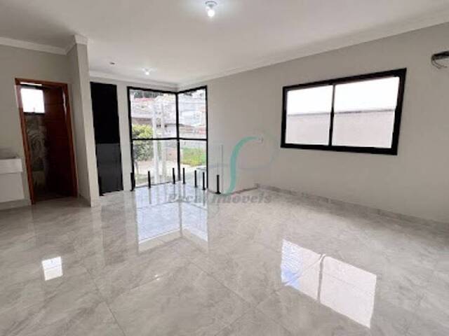 Casa para Venda em Valinhos - 5