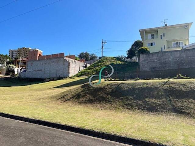 Terreno para Venda em Valinhos - 4