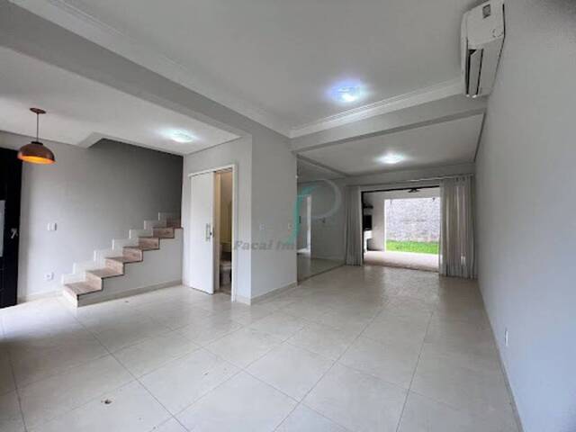 Casa para Venda em Valinhos - 2