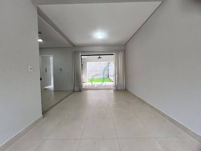 Casa para Venda em Valinhos - 3