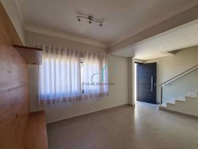 Casa para Venda em Valinhos - 2