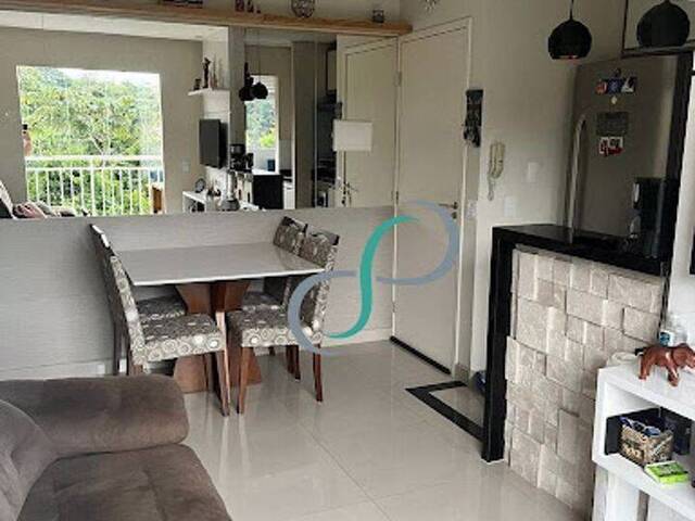 Apartamento para Venda em Valinhos - 2