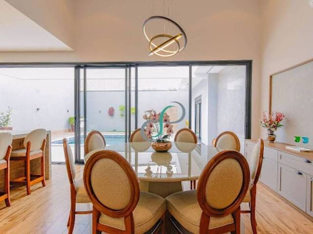 Casa para Venda em Valinhos - 4