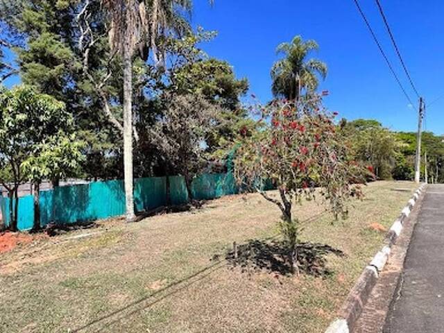 Terreno para Venda em Valinhos - 4