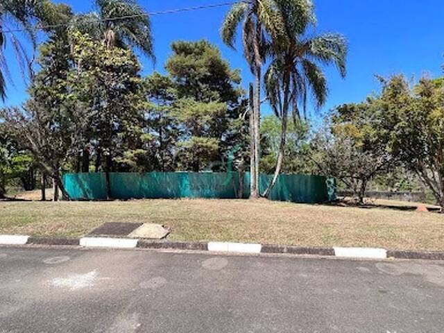 Terreno para Venda em Valinhos - 2