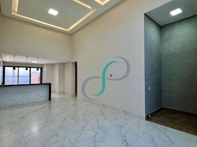 Casa para Venda em Valinhos - 2