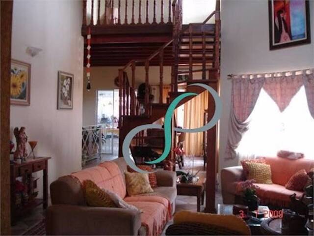 #CA0198 - Casa para Venda em Vinhedo - SP