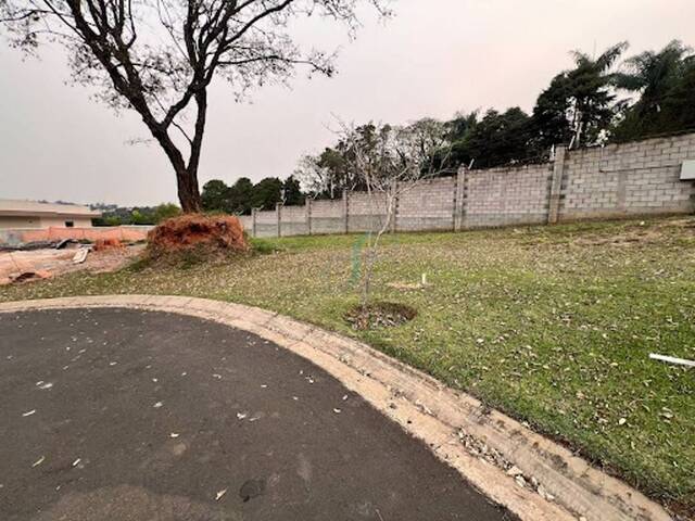 Terreno para Venda em Valinhos - 2