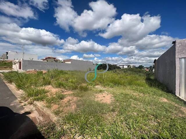 Terreno para Venda em Valinhos - 2