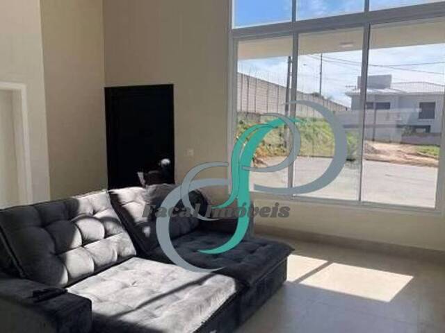 Casa para Venda em Valinhos - 2