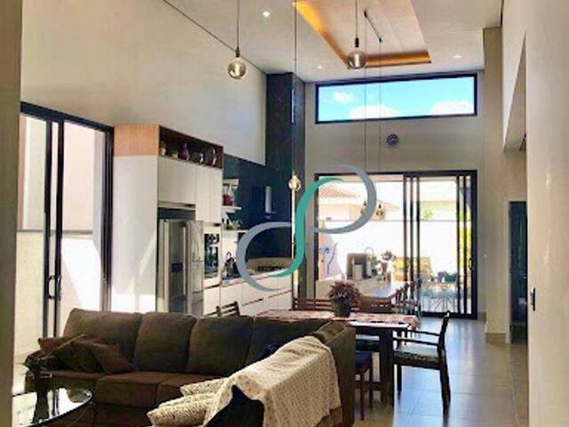 #CA0259 - Casa para Venda em Vinhedo - SP