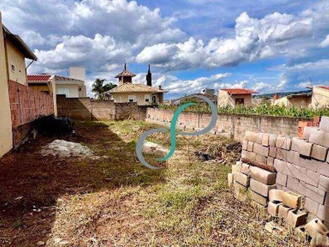 Terreno para Venda em Valinhos - 2