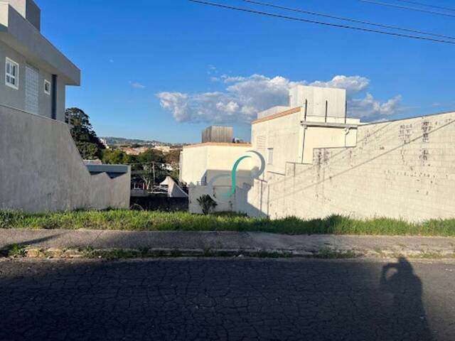 Terreno para Venda em Valinhos - 2