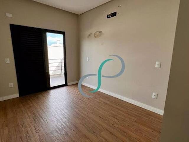 Casa para Venda em Valinhos - 5