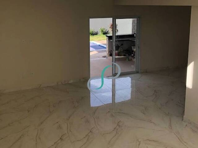 Casa para Venda em Valinhos - 5