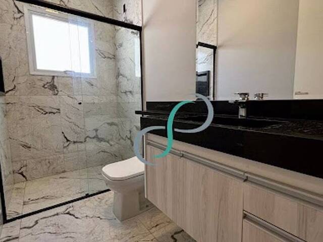 Casa para Venda em Valinhos - 2