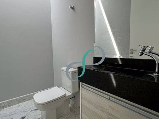 Casa para Venda em Valinhos - 3