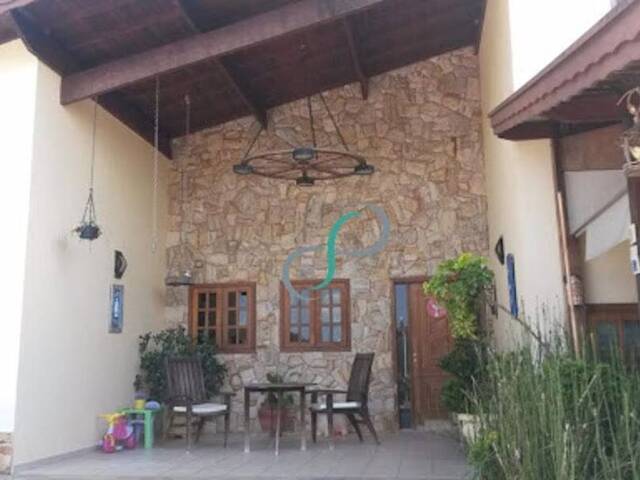 #CA0307 - Casa para Venda em Vinhedo - SP