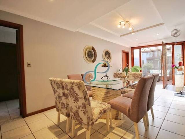 Casa para Venda em Valinhos - 3