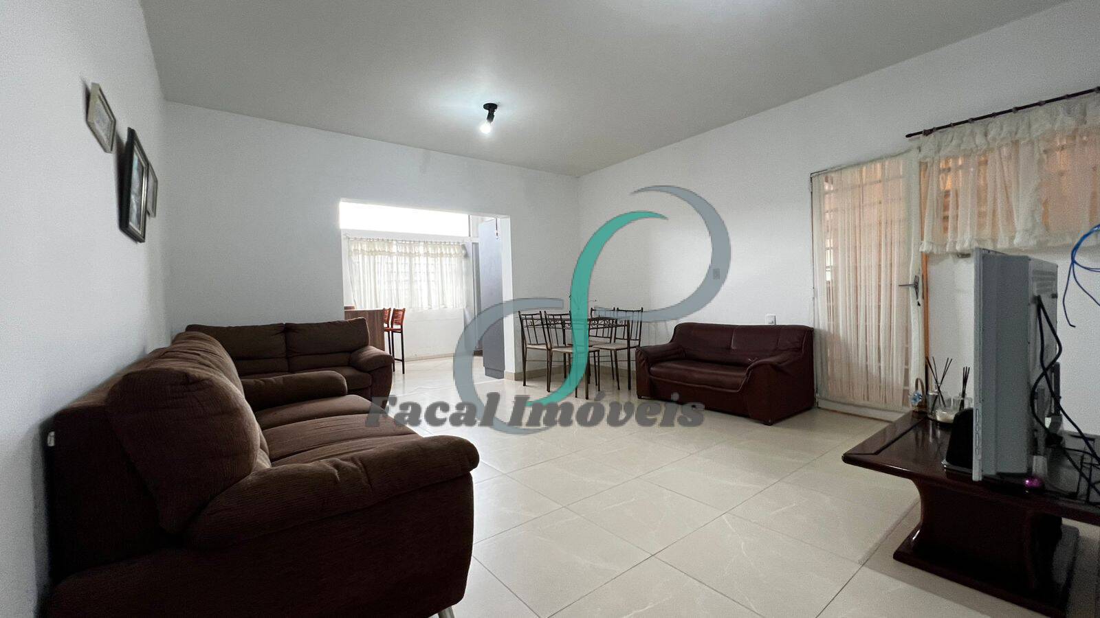 Casa, 3 quartos, 310 m² - Foto 4
