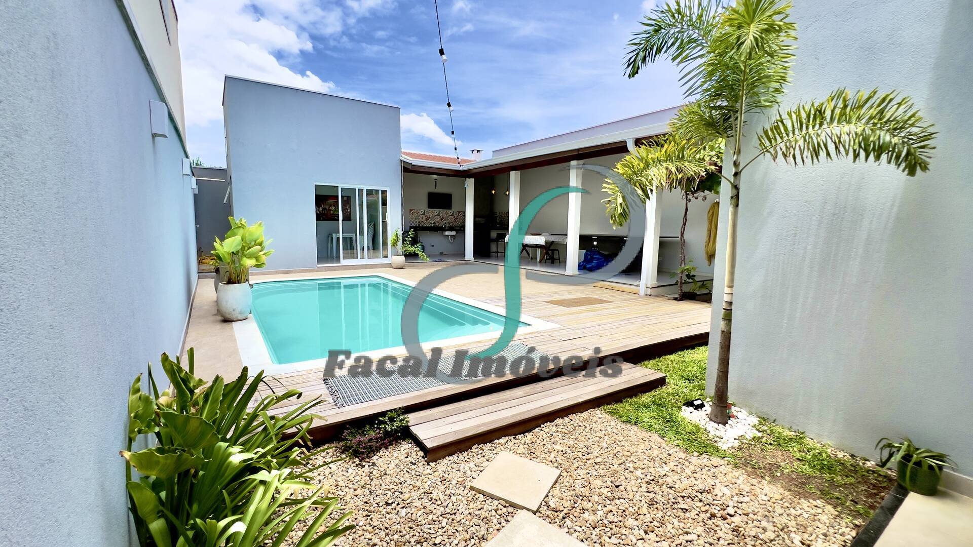 Casa, 3 quartos, 180 m² - Foto 1