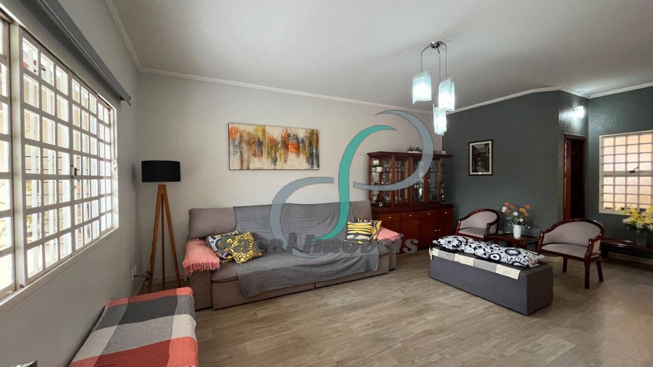 Casa, 3 quartos, 217 m² - Foto 9